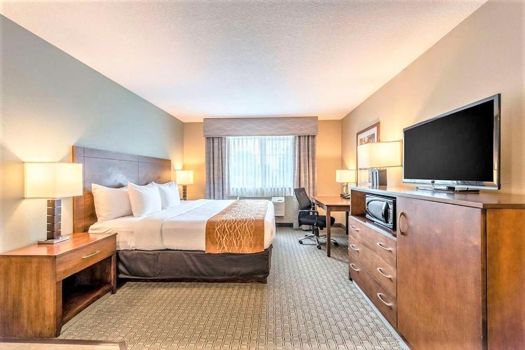Amerivu Inn And Suites - Chisago City 外观 照片