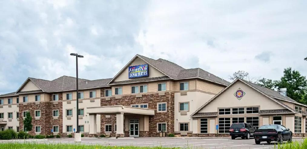 Amerivu Inn And Suites - Chisago City 外观 照片