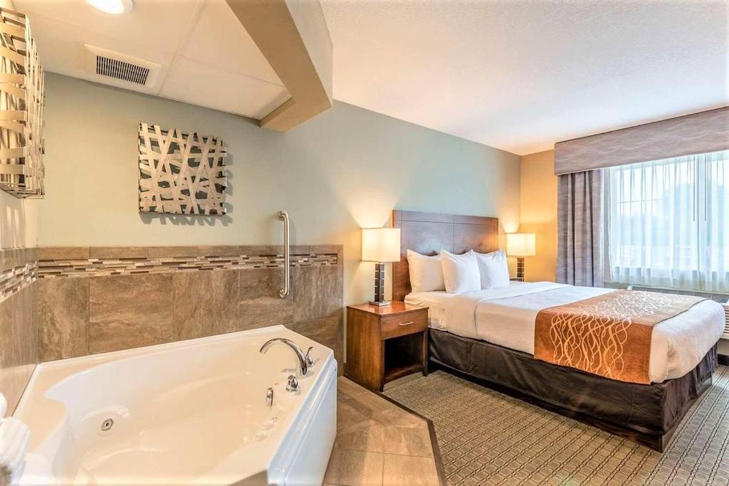 Amerivu Inn And Suites - Chisago City 外观 照片