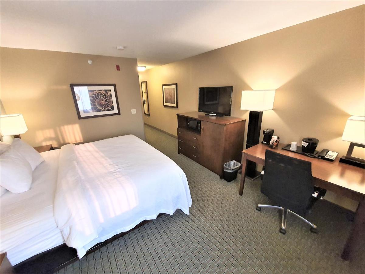 Amerivu Inn And Suites - Chisago City 外观 照片