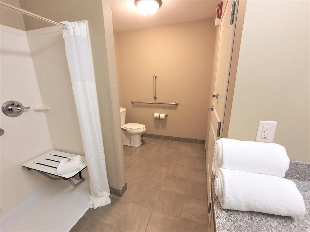Amerivu Inn And Suites - Chisago City 外观 照片