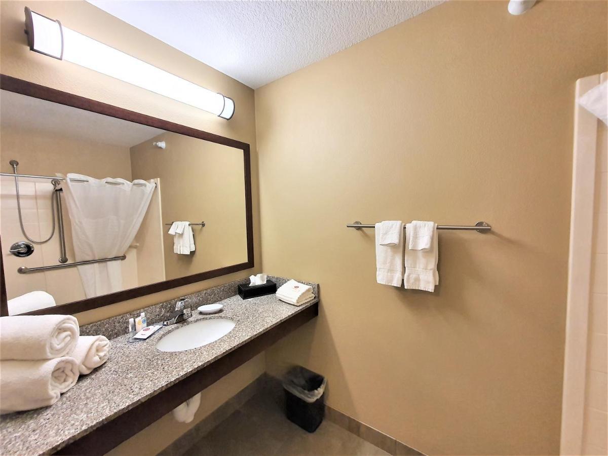 Amerivu Inn And Suites - Chisago City 外观 照片