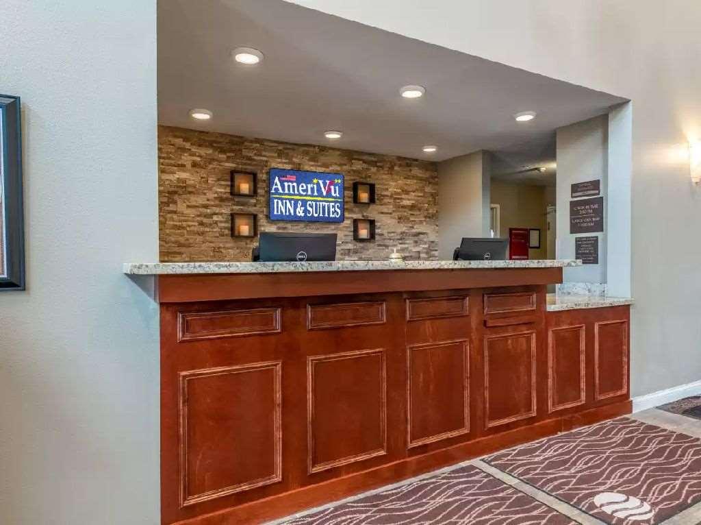 Amerivu Inn And Suites - Chisago City 内观 照片